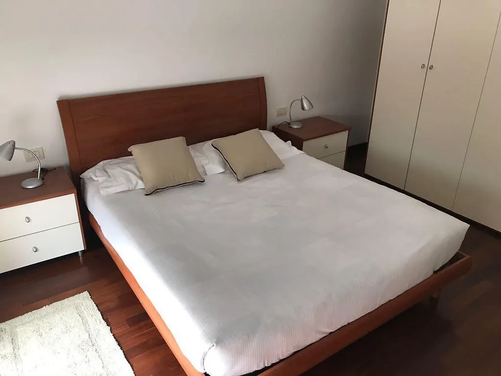 Lecco Centro - Casa Indipendente Apartment Italy